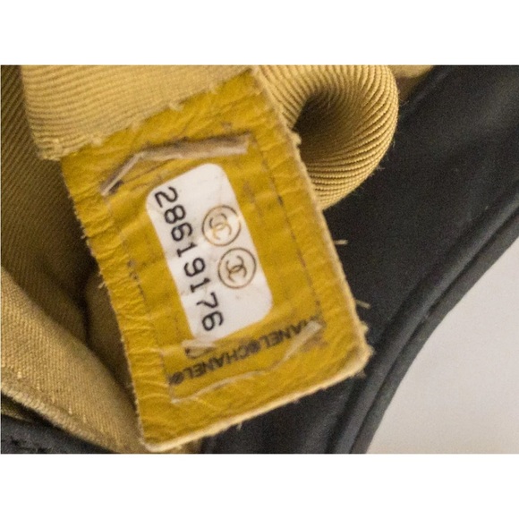 Chanel LeBoy  Limited Edition Graffiti Bag. - Picture 8 of 10